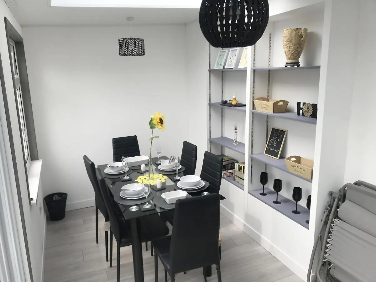 Stanley Holiday Home-Free Parking & Self Check-In Bournemouth